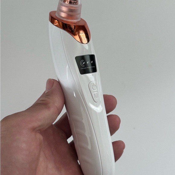 Blackhead Remover Tools Electric Pore Vacuum Extractor for Face - Picture 4 of 6